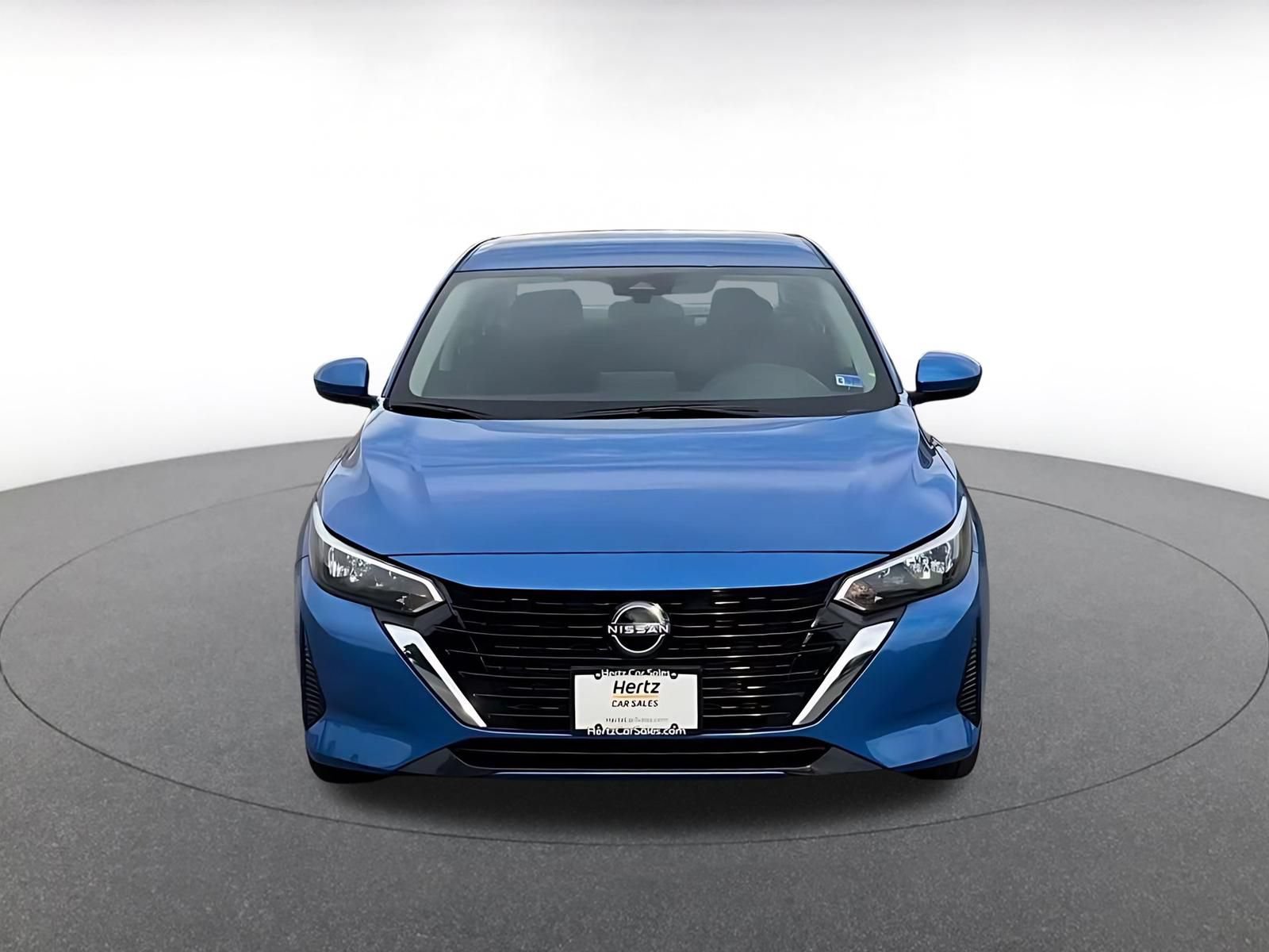 Used 2025 Nissan Sentra SV FWD image 4