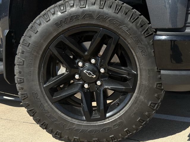 Used 2020 Chevrolet Silverado 1500 LT Trail Boss AWD/4WD image 9