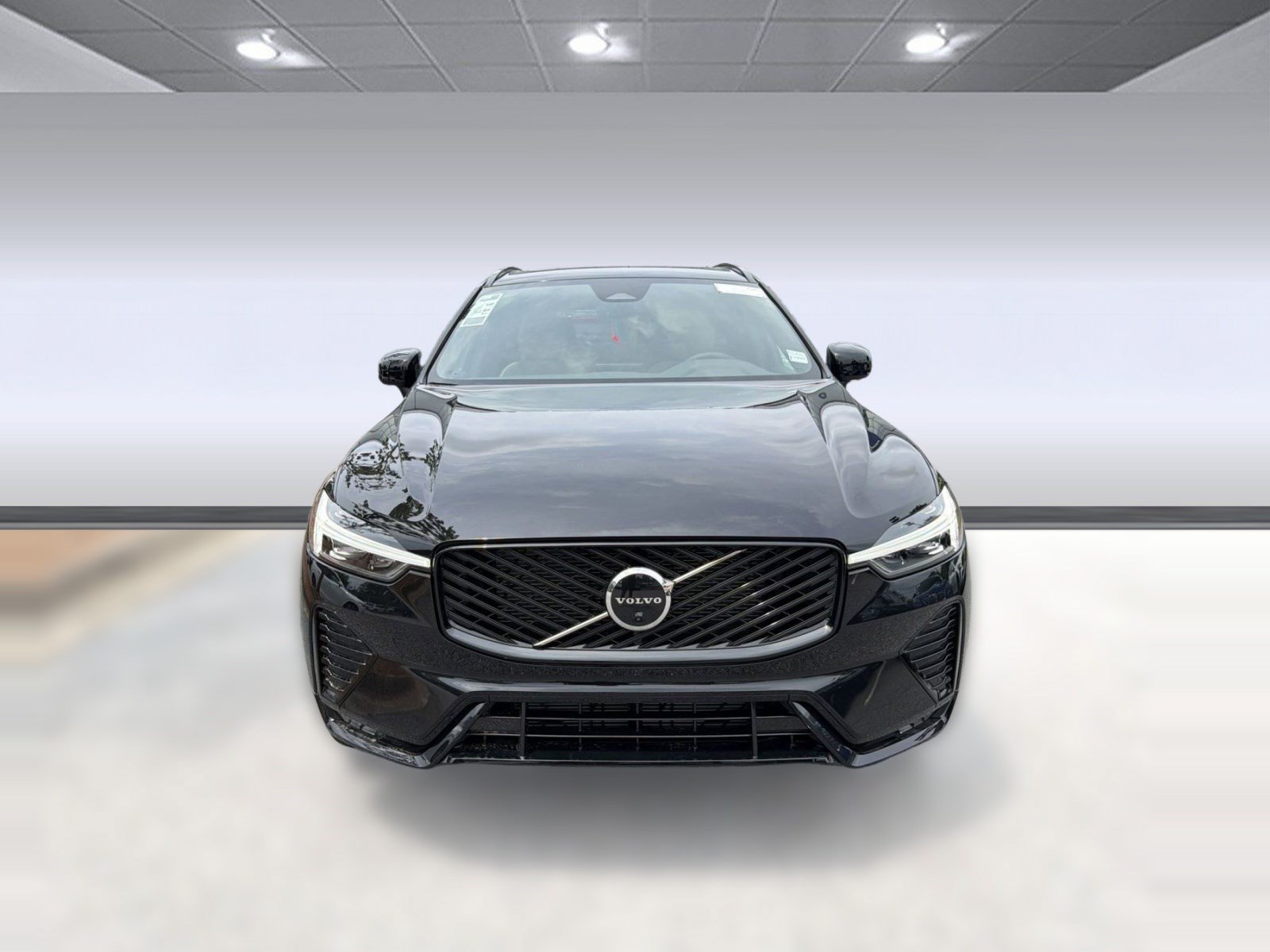 New 2026 Volvo XC60 B5 Plus w/ Protection Package AWD/4WD image 6