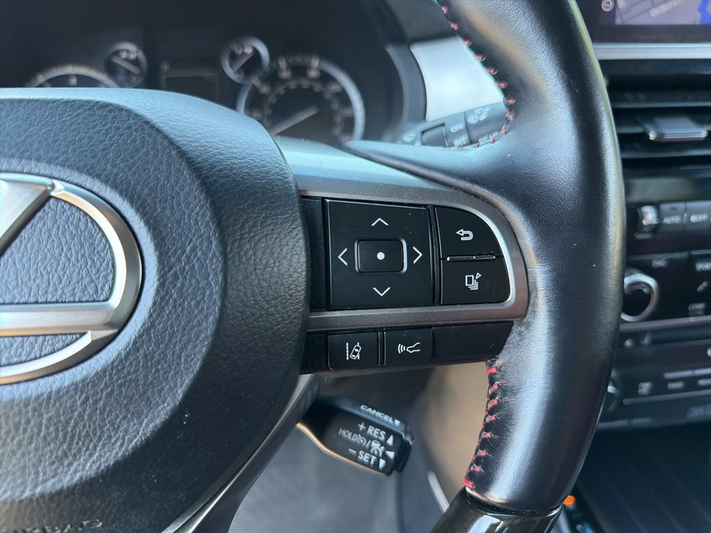 Used 2022 Lexus GX 460 Luxury w/ Sport Design Package AWD/4WD image 18