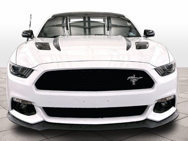 Used 2017 Ford Mustang GT Premium w/ Equipment Group 401A RWD image 3