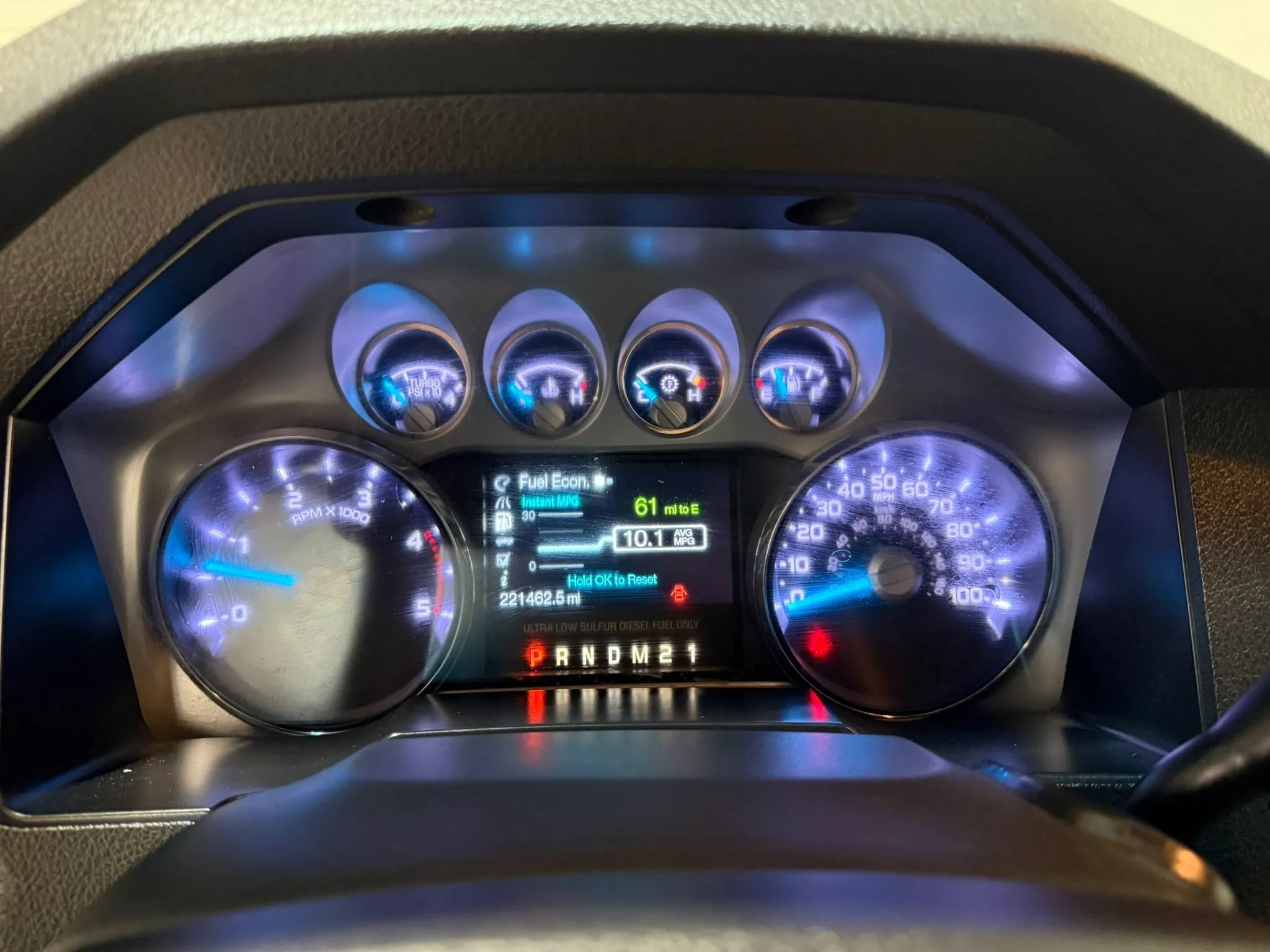 Used 2015 Ford F250 Platinum w/ FX4 Off-Road Package AWD/4WD image 18