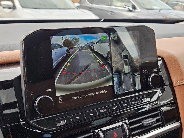 New 2025 Nissan Pathfinder Platinum w/ Black Appearance Package image 26