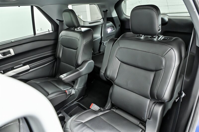 Used 2020 Ford Explorer Limited AWD/4WD image 18