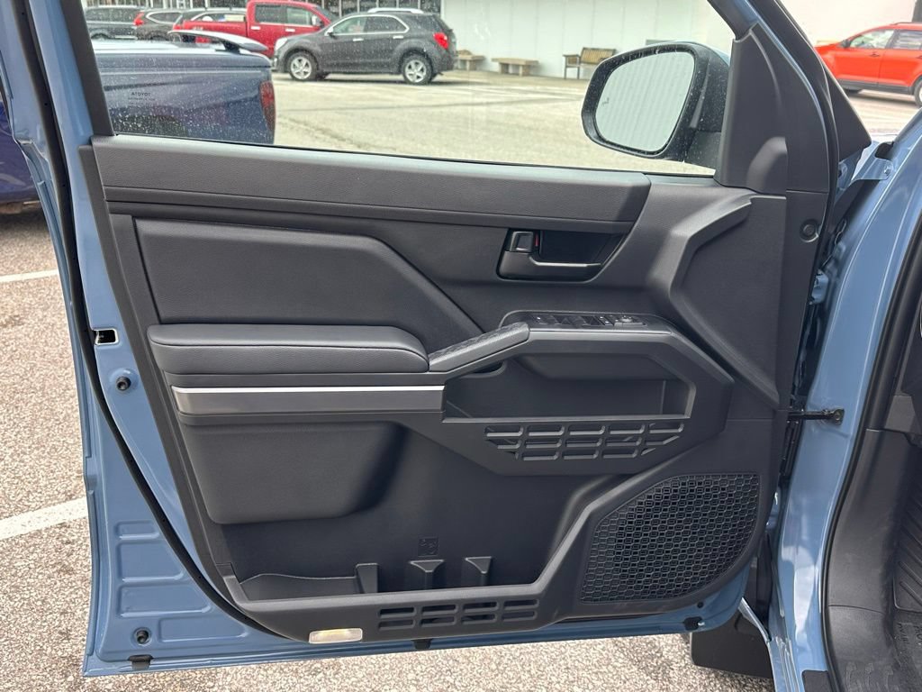 New 2026 Toyota Tacoma SR5 AWD/4WD image 15