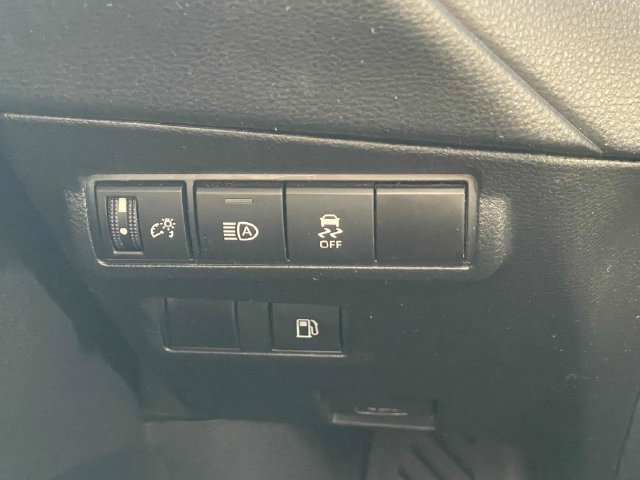 Used 2024 Toyota Corolla Cross AWD Hybrid image 17