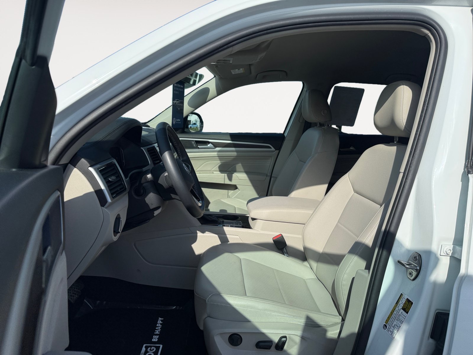 Certified 2023 Volkswagen Atlas SE FWD image 10