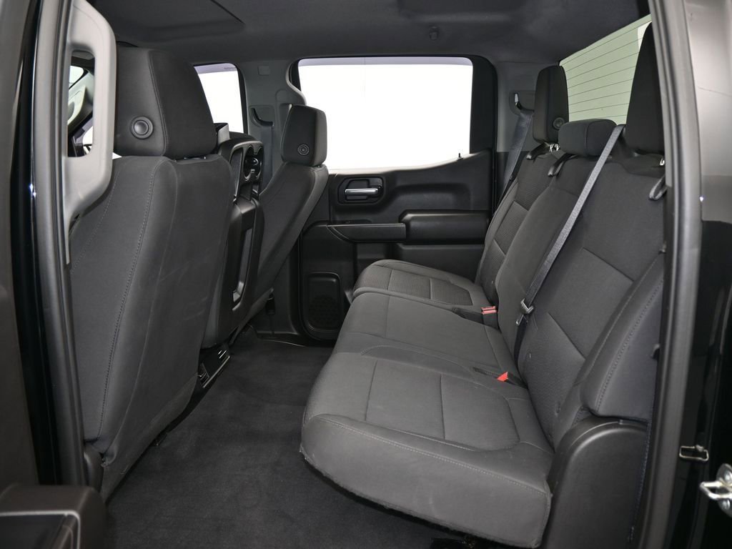 Used 2020 Chevrolet Silverado 1500 Custom w/ Custom Value Package image 27