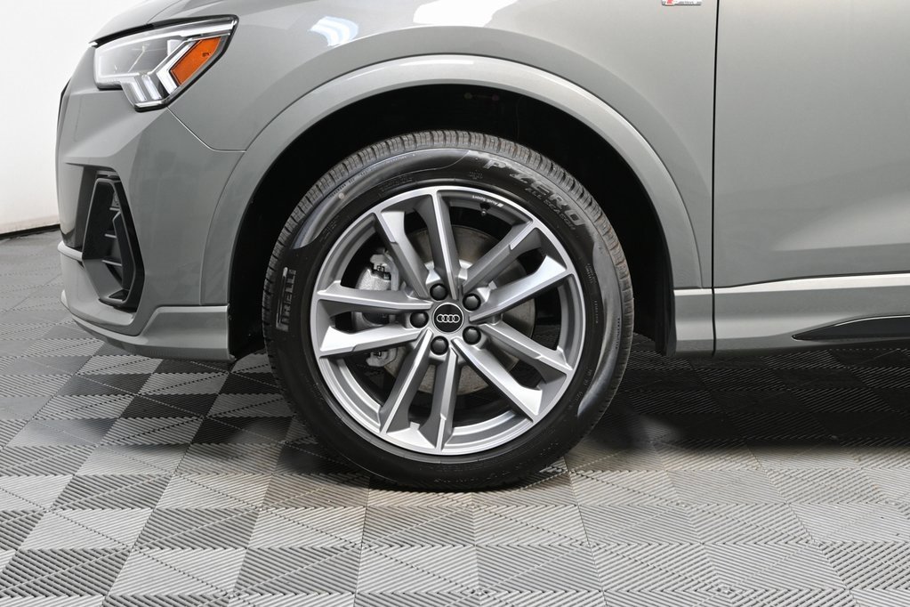 New 2025 Audi Q3 2.0T Premium image 34