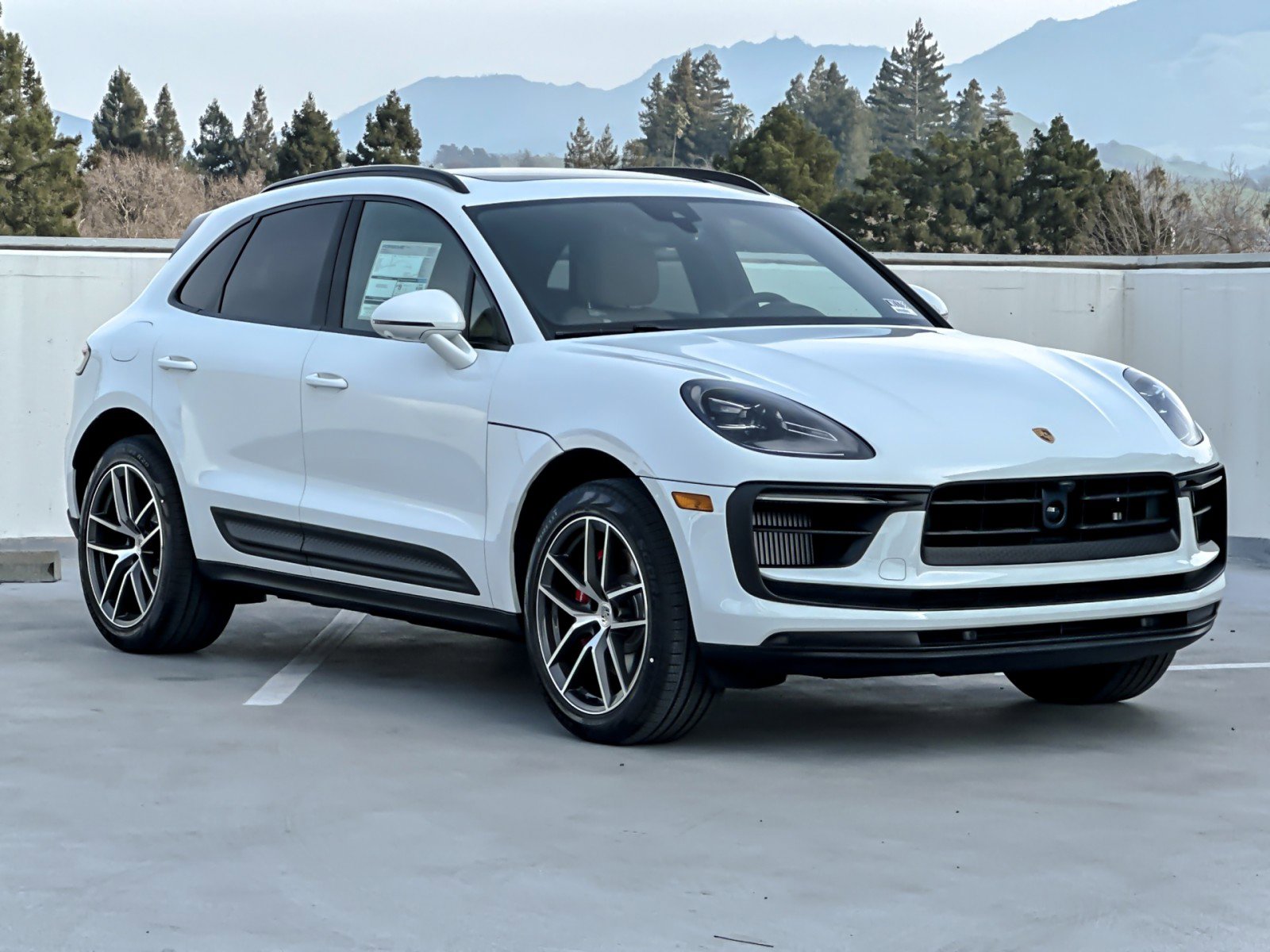 New 2026 Porsche Macan S image 10