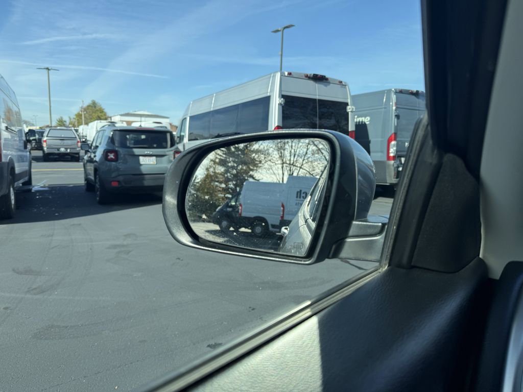 Used 2019 Jeep Compass Latitude w/ Cold Weather Group image 15