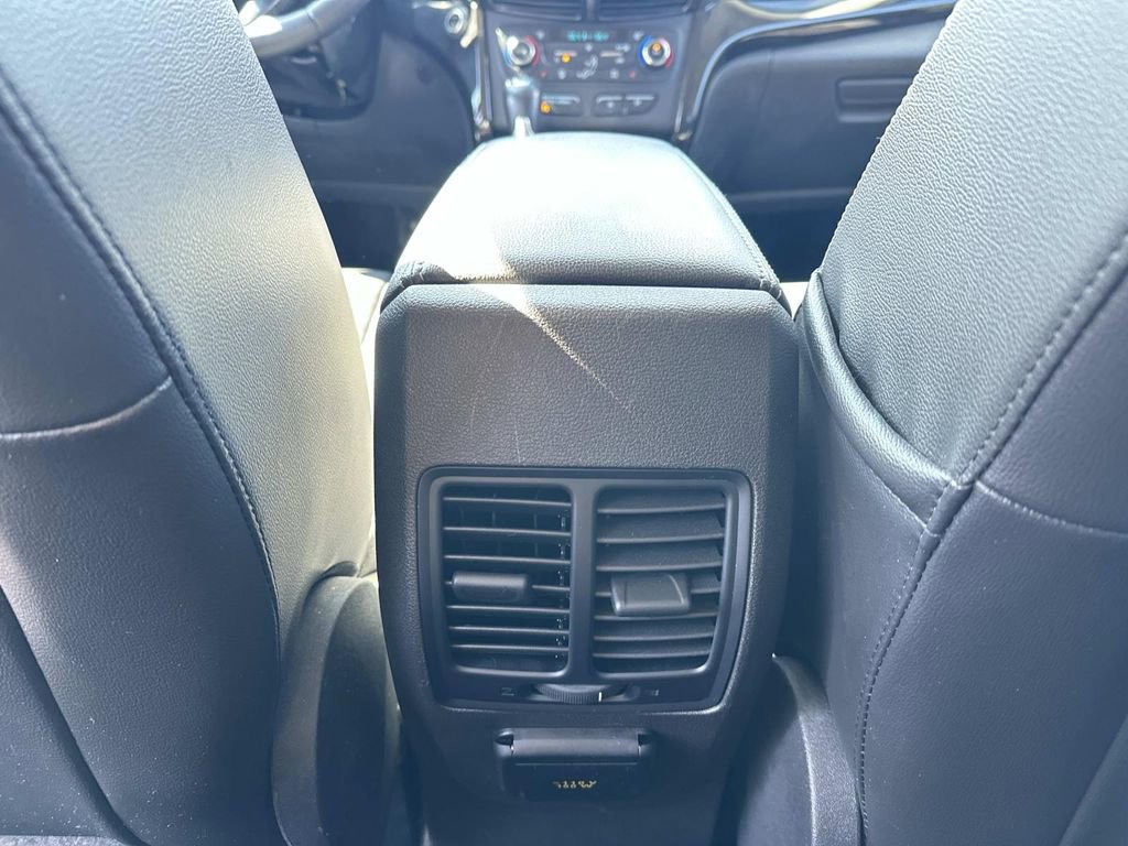 Used 2017 Ford Escape Titanium AWD/4WD image 14