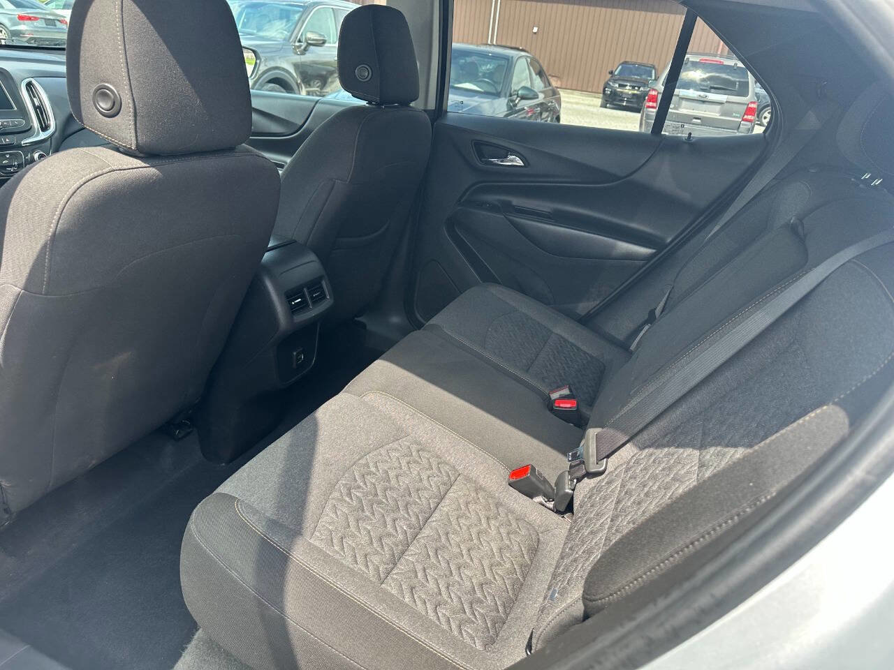 Used 2022 Chevrolet Equinox LT AWD/4WD image 12