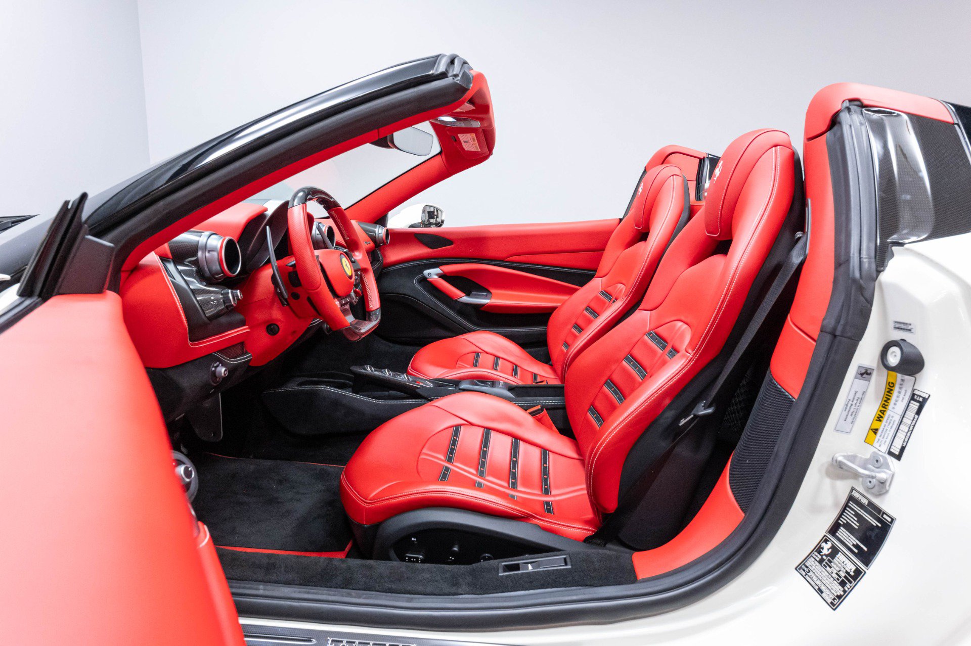 Used 2021 Ferrari F8 Tributo RWD image 9