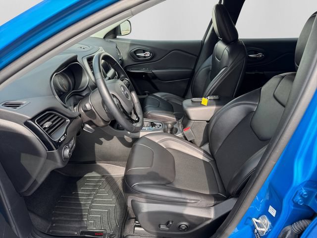 Used 2021 Jeep Cherokee Latitude Plus AWD/4WD image 12
