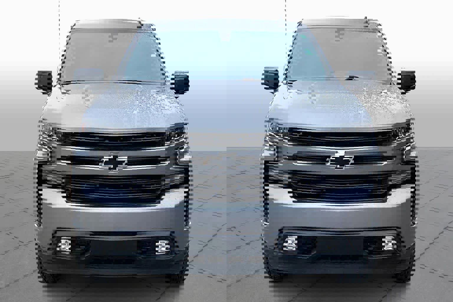 Used 2021 Chevrolet Silverado 1500 RST w/ LPO, Dark Essentials Package image 4