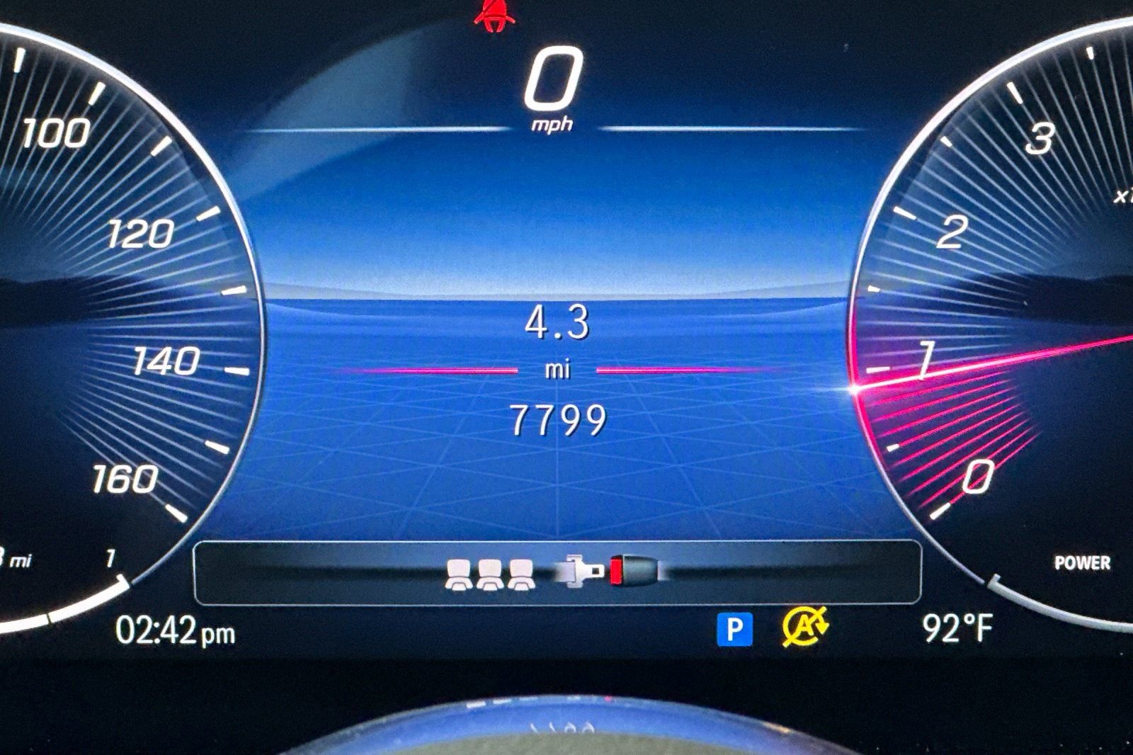 Certified 2024 Mercedes-Benz GLB 250 image 25