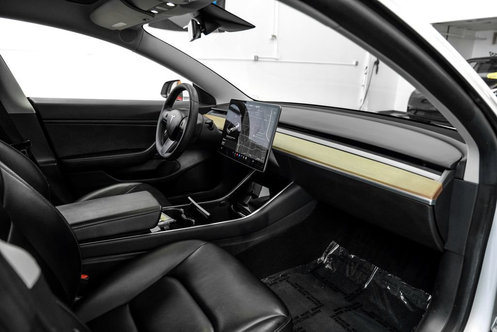 Used 2019 Tesla Model 3 Long Range RWD image 12