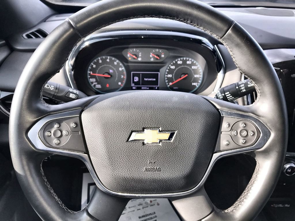 Used 2023 Chevrolet Traverse LT image 14