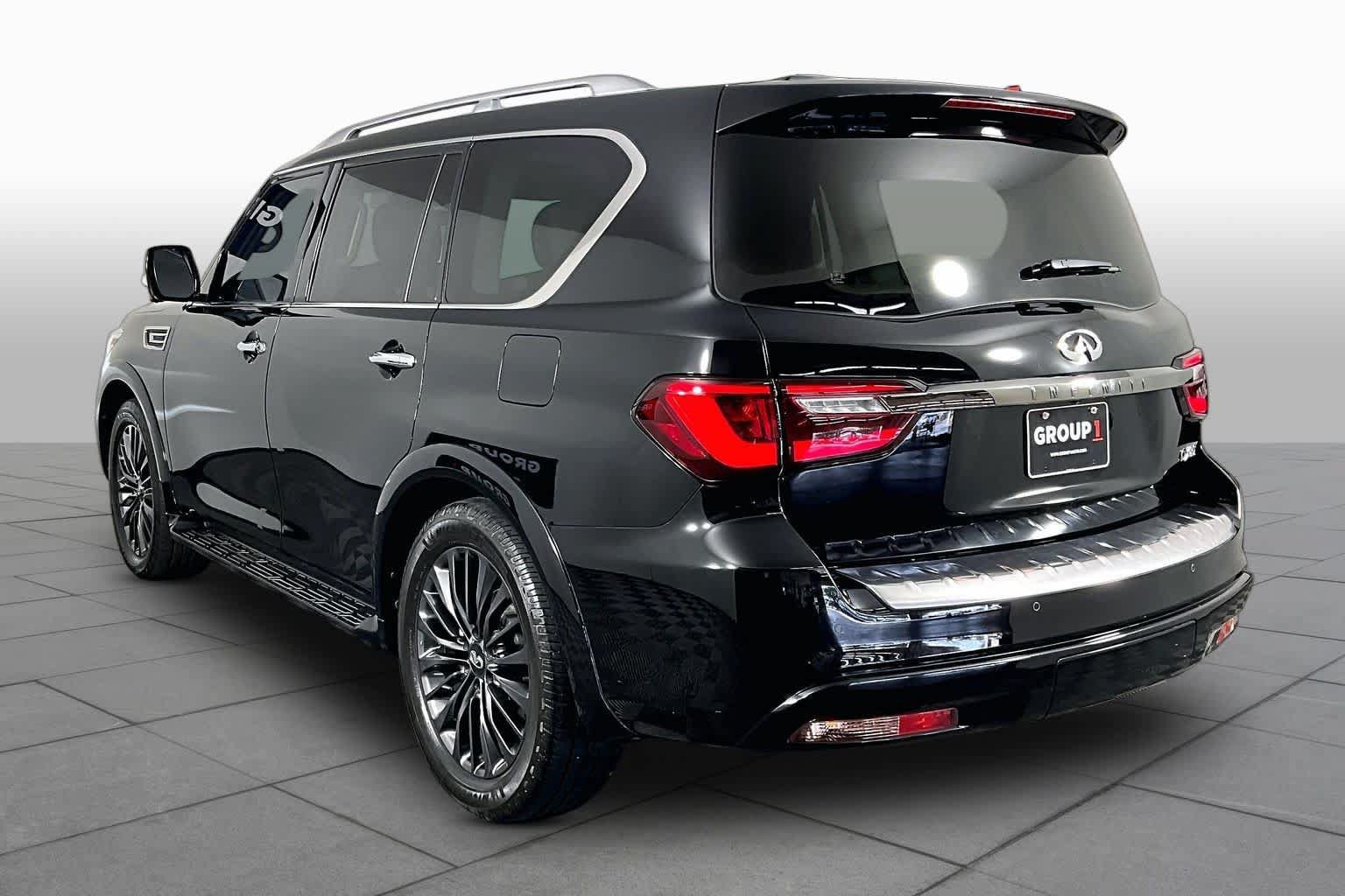 Used 2023 INFINITI QX80 Premium Select w/ Cargo Package RWD image 11