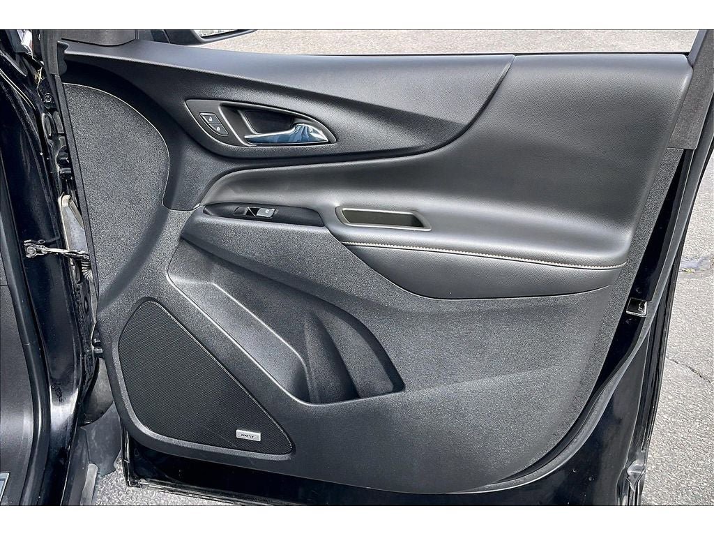 Used 2023 Chevrolet Equinox Premier AWD/4WD image 26