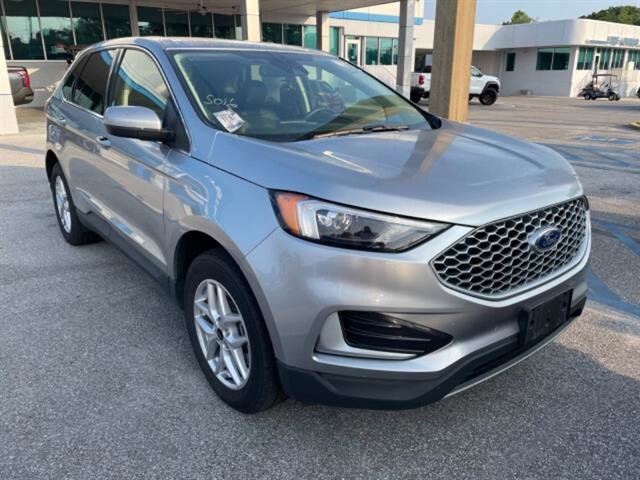 Used 2024 Ford Edge SEL image 28