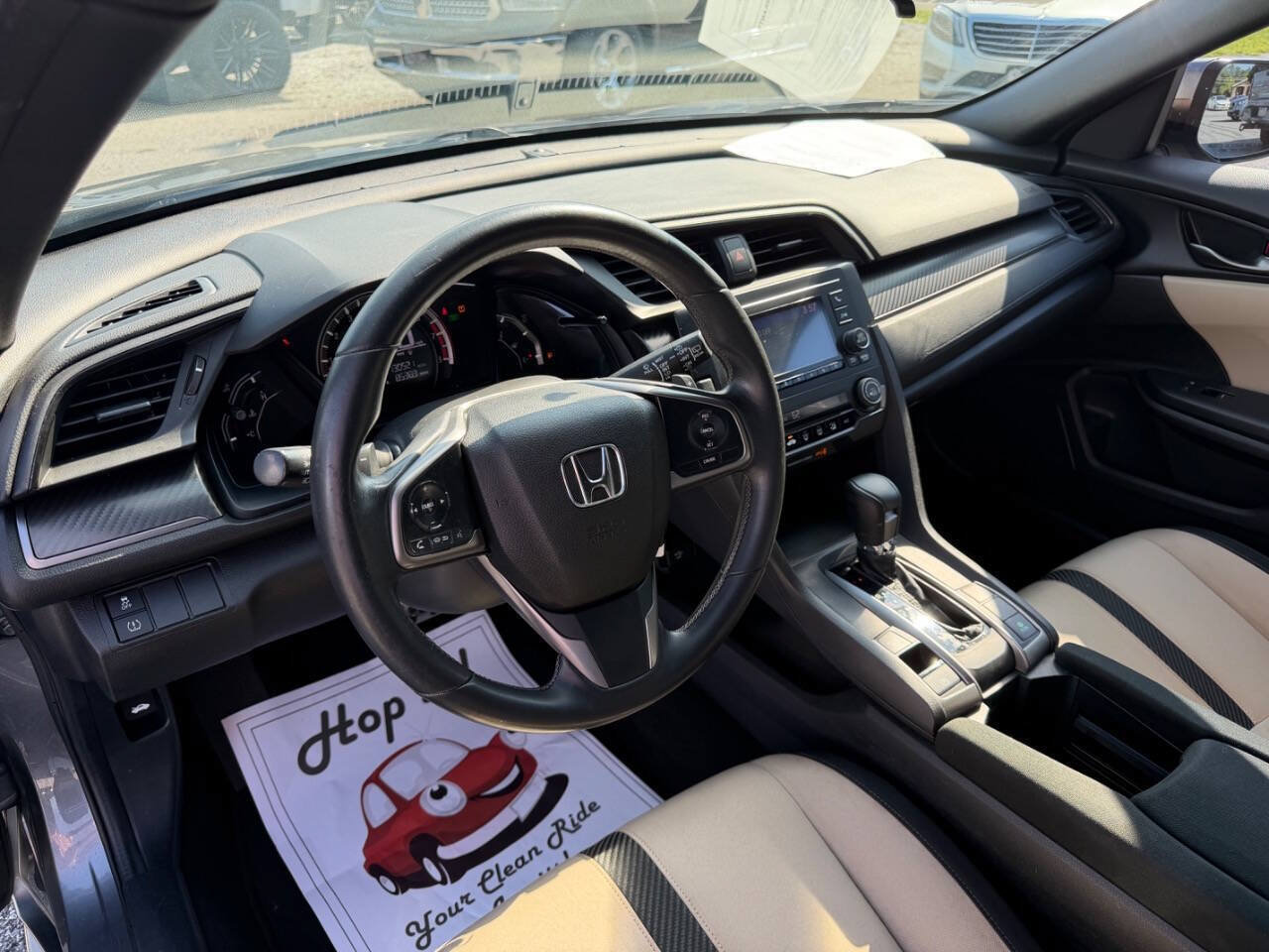 Used 2018 Honda Civic Sport image 10
