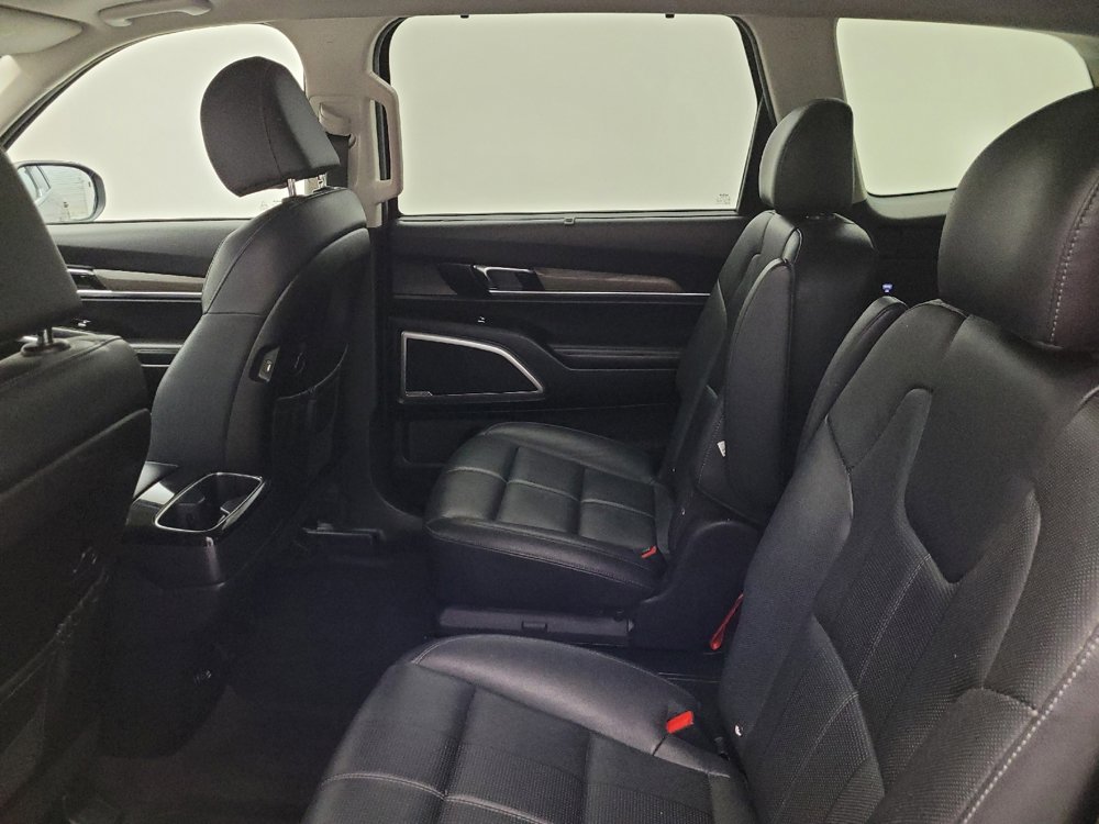 Used 2022 Kia Telluride EX w/ EX Premium Package image 18