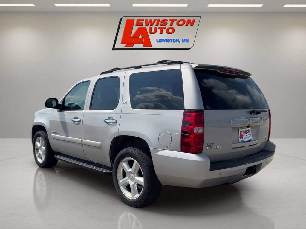 Used 2007 Chevrolet Tahoe LTZ w/ LTZ Preferred Equipment Group AWD/4WD image 3