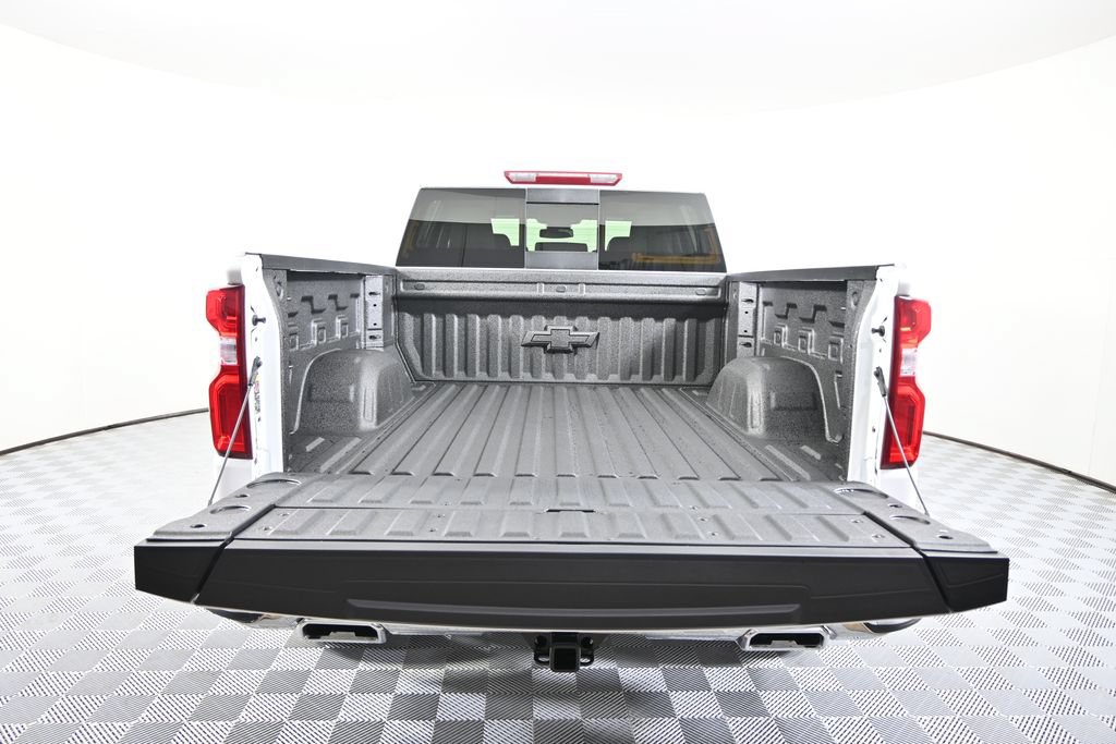 New 2026 Chevrolet Silverado 1500 LTZ w/ LTZ Premium Package AWD/4WD image 6