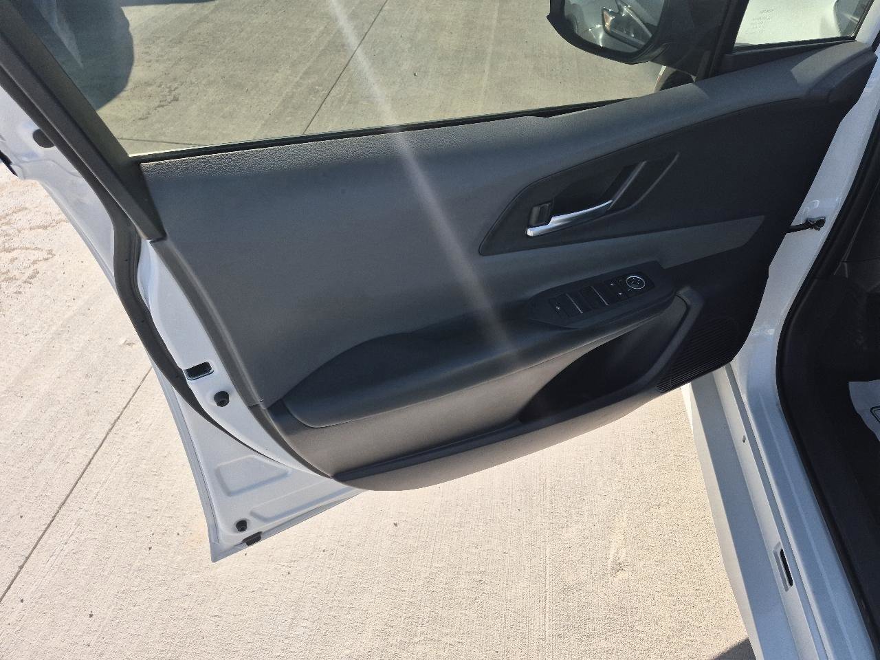 Used 2024 Toyota Prius XLE image 12