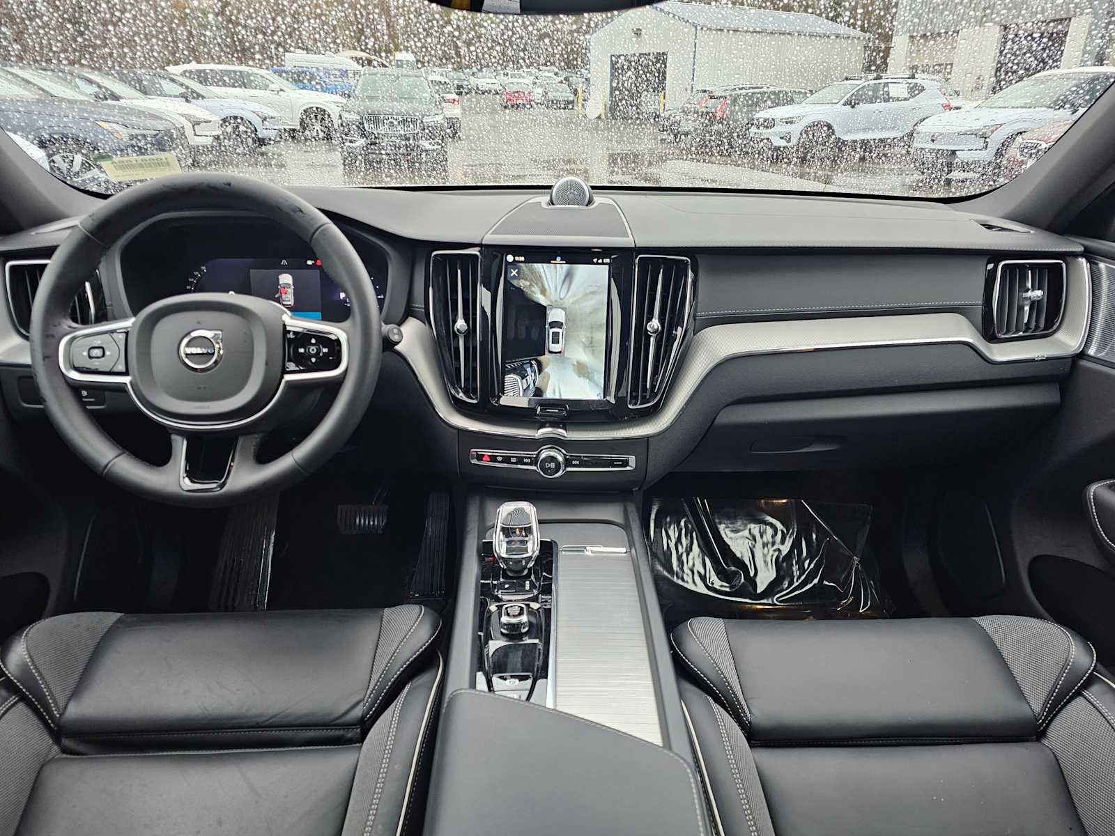 Certified 2025 Volvo XC60 T8 Polestar w/ Protection Package Premier AWD/4WD image 12