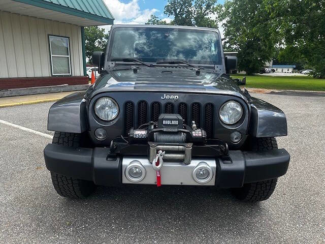 Used 2014 Jeep Wrangler Sahara w/ Connectivity Group AWD/4WD image 9