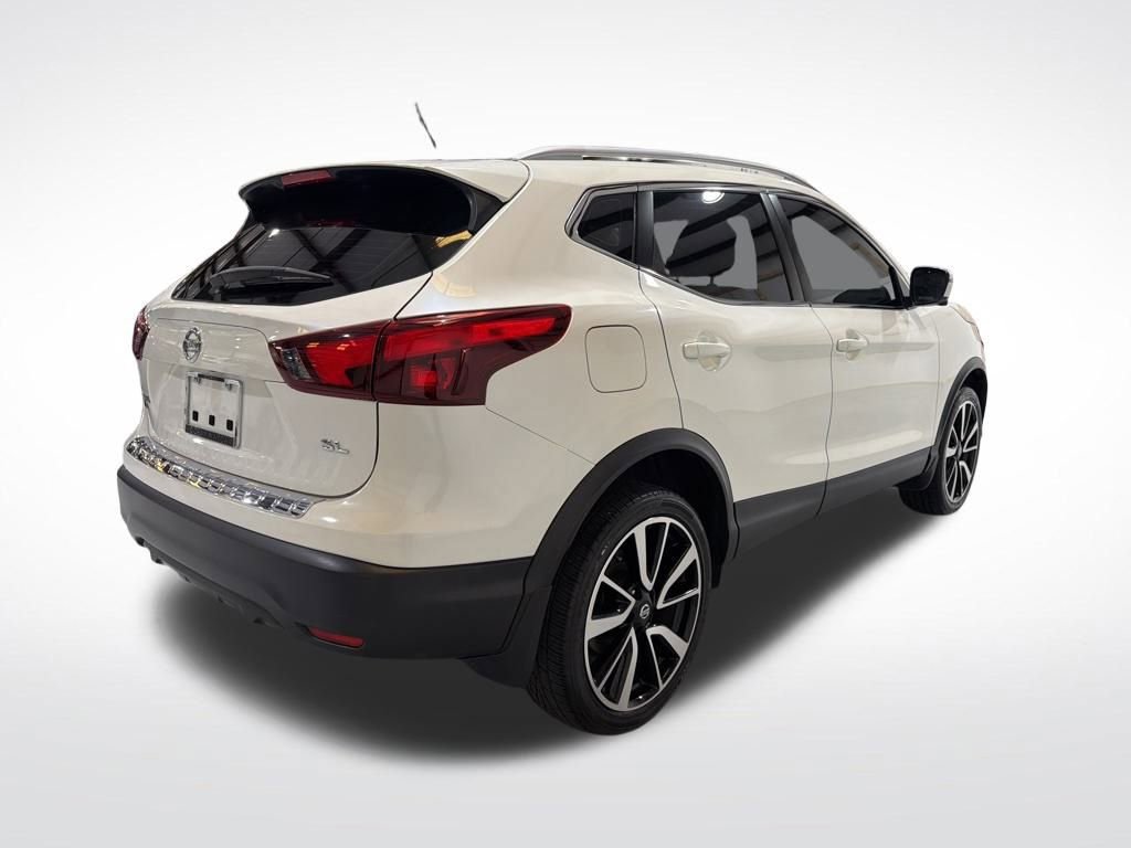 Used 2018 Nissan Rogue Sport SL image 37