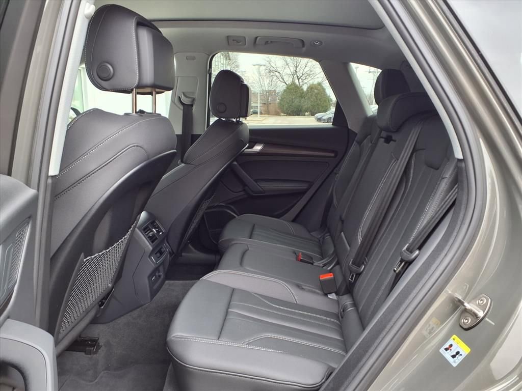 Used 2025 Audi Q5 2.0T Premium Plus w/ Premium Plus Package image 20