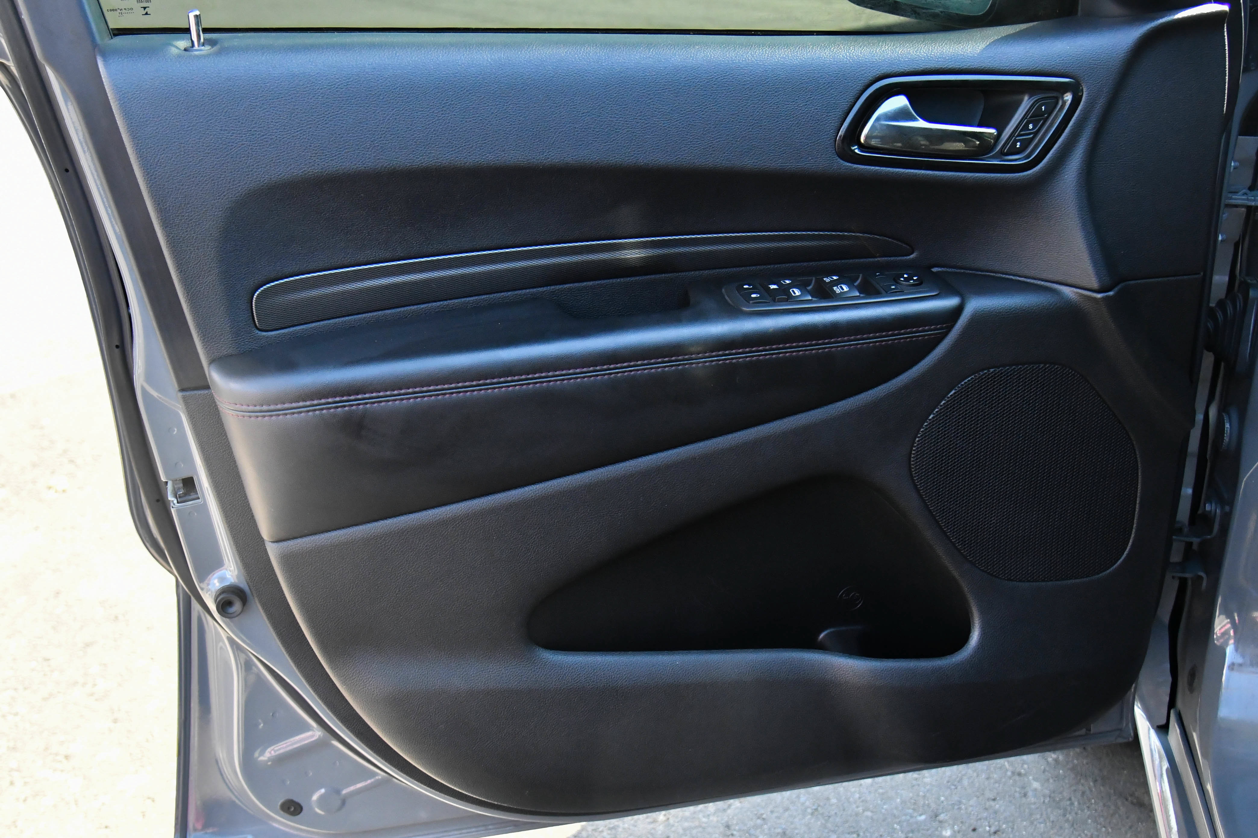 Used 2021 Dodge Durango R/T w/ Technology Group RWD image 14