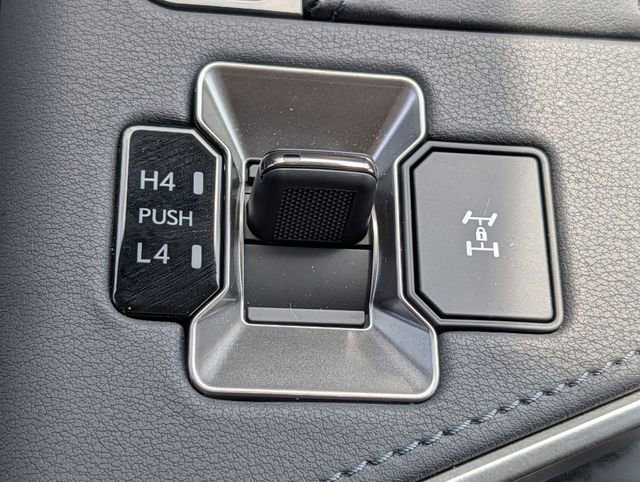 Used 2026 Lexus GX 550 image 16