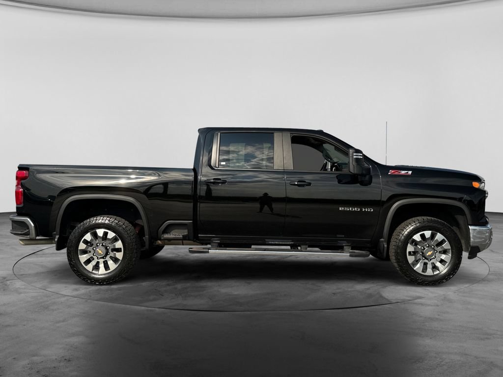 Used 2024 Chevrolet Silverado 2500 LT w/ All Star Edition AWD/4WD image 10