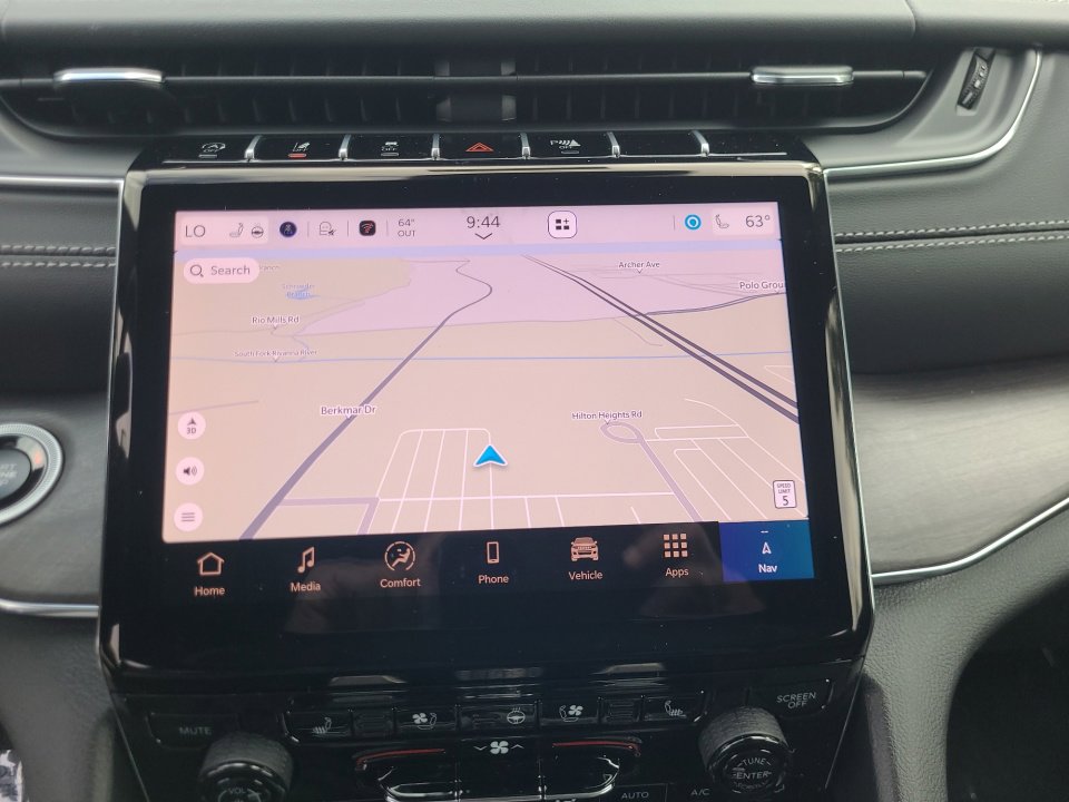 New 2025 Jeep Grand Cherokee L Overland w/ Luxury Tech Group IV image 17