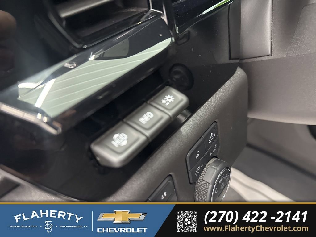 Used 2024 Chevrolet Silverado 1500 ZR2 w/ Technology Package image 22