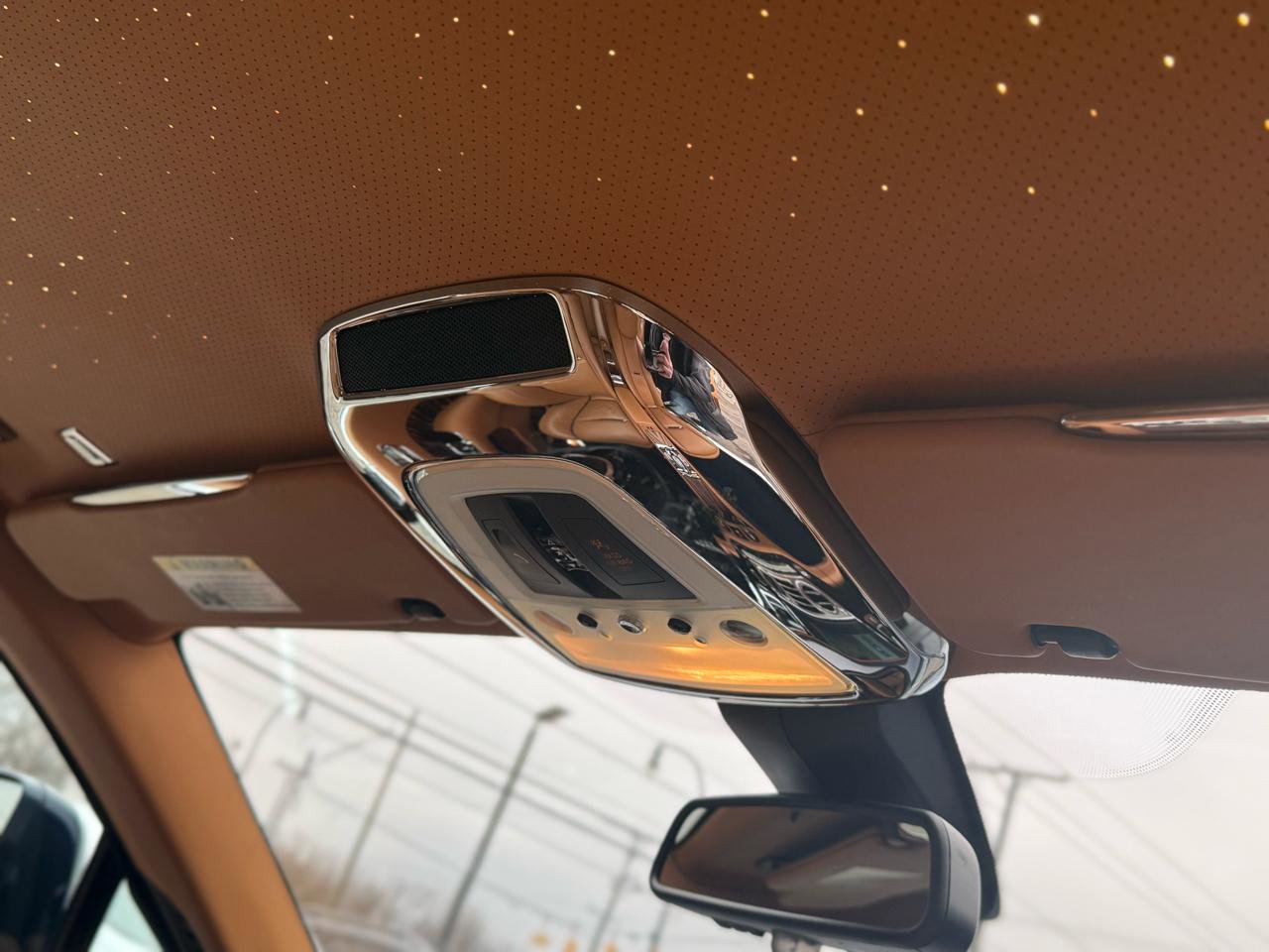 Used 2015 Rolls-Royce Wraith image 48