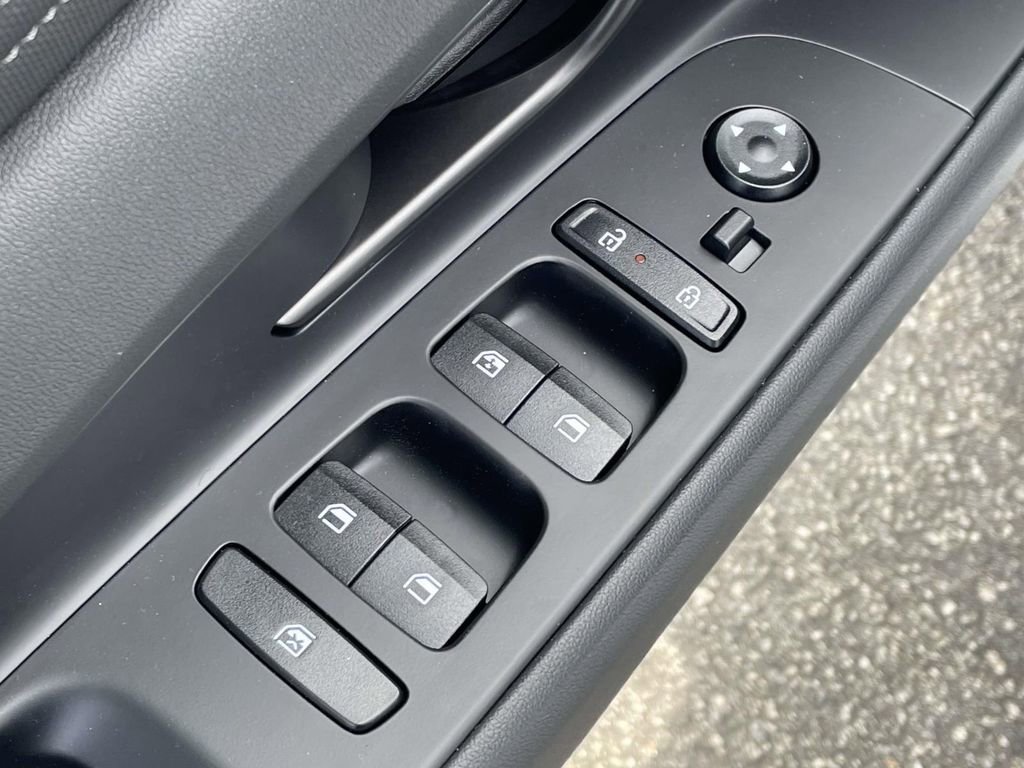 New 2026 Hyundai Elantra Sport image 14