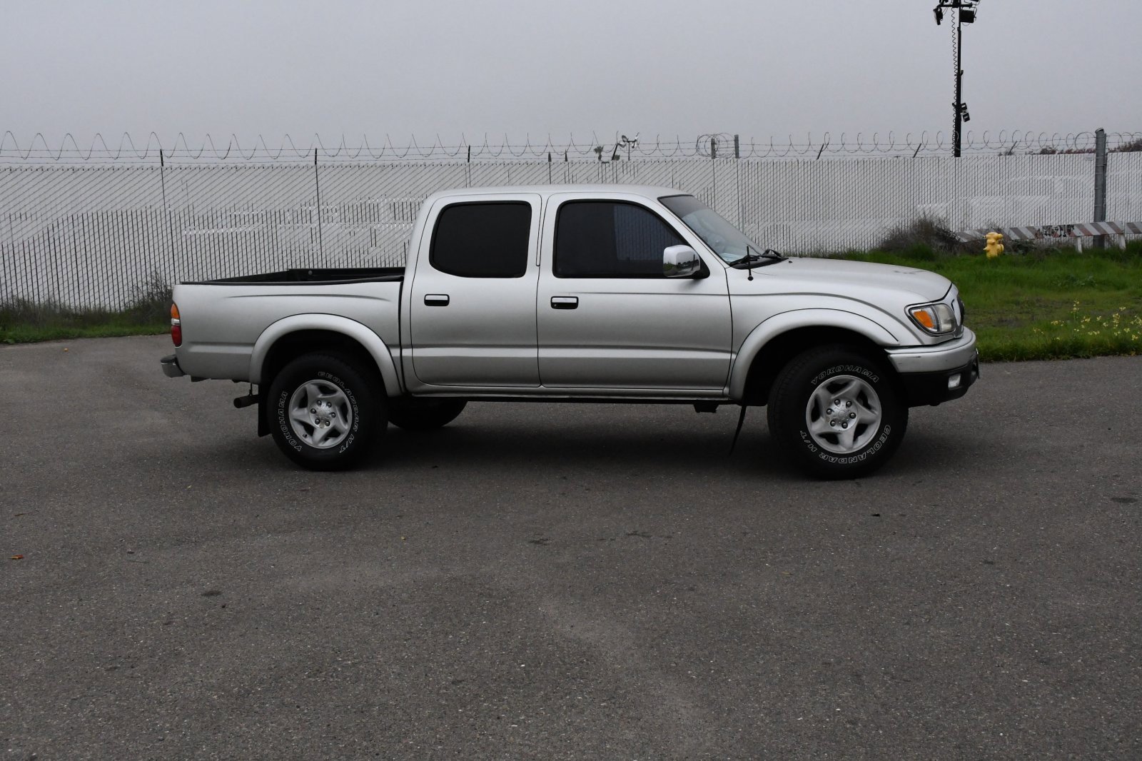 Used 2003 Toyota Tacoma PreRunner image 3