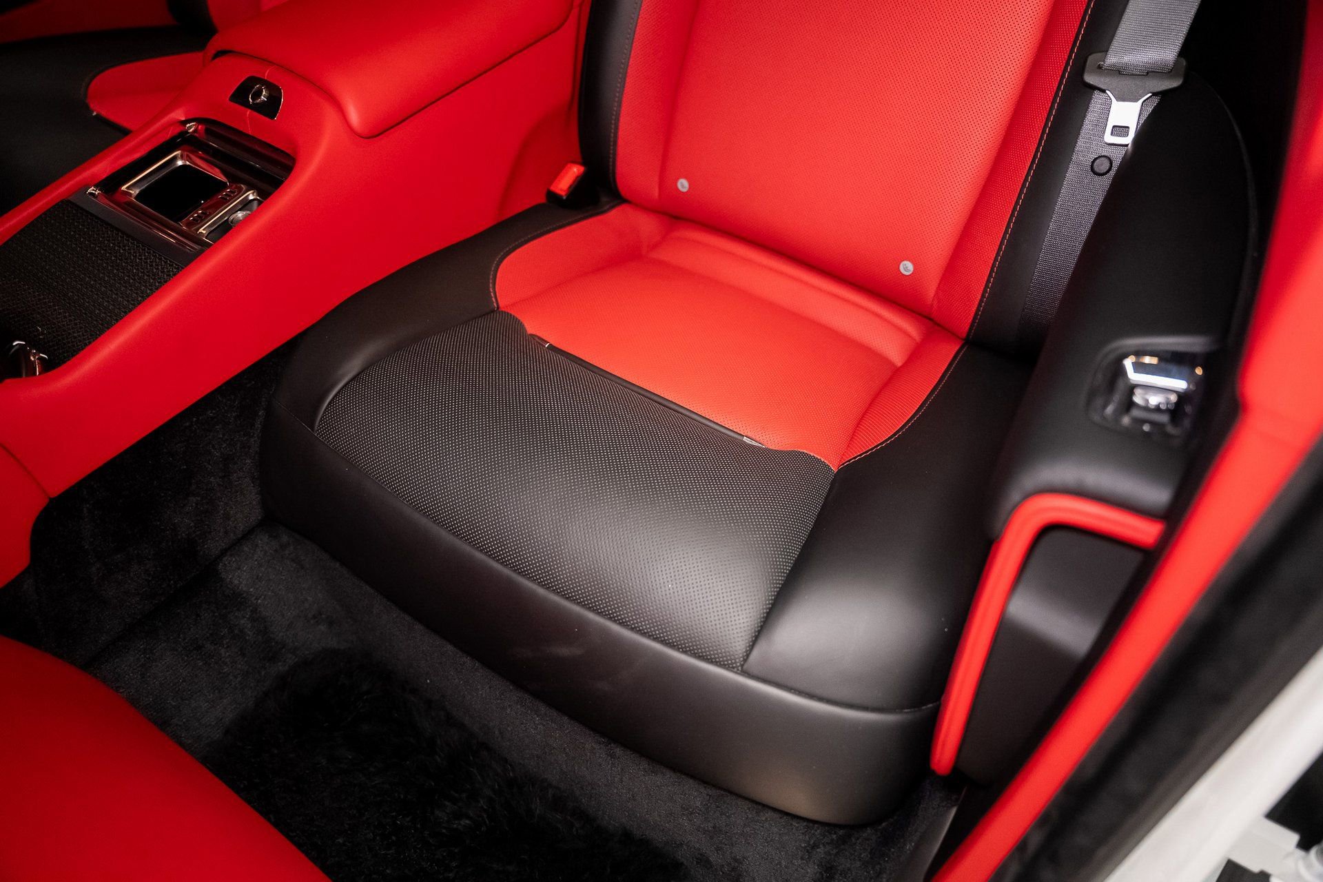 Used 2020 Rolls-Royce Wraith image 68