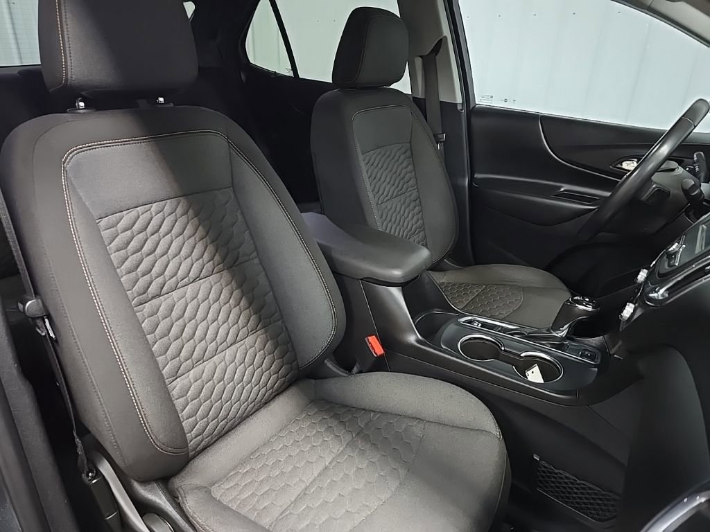 Used 2018 Chevrolet Equinox LT AWD/4WD image 13