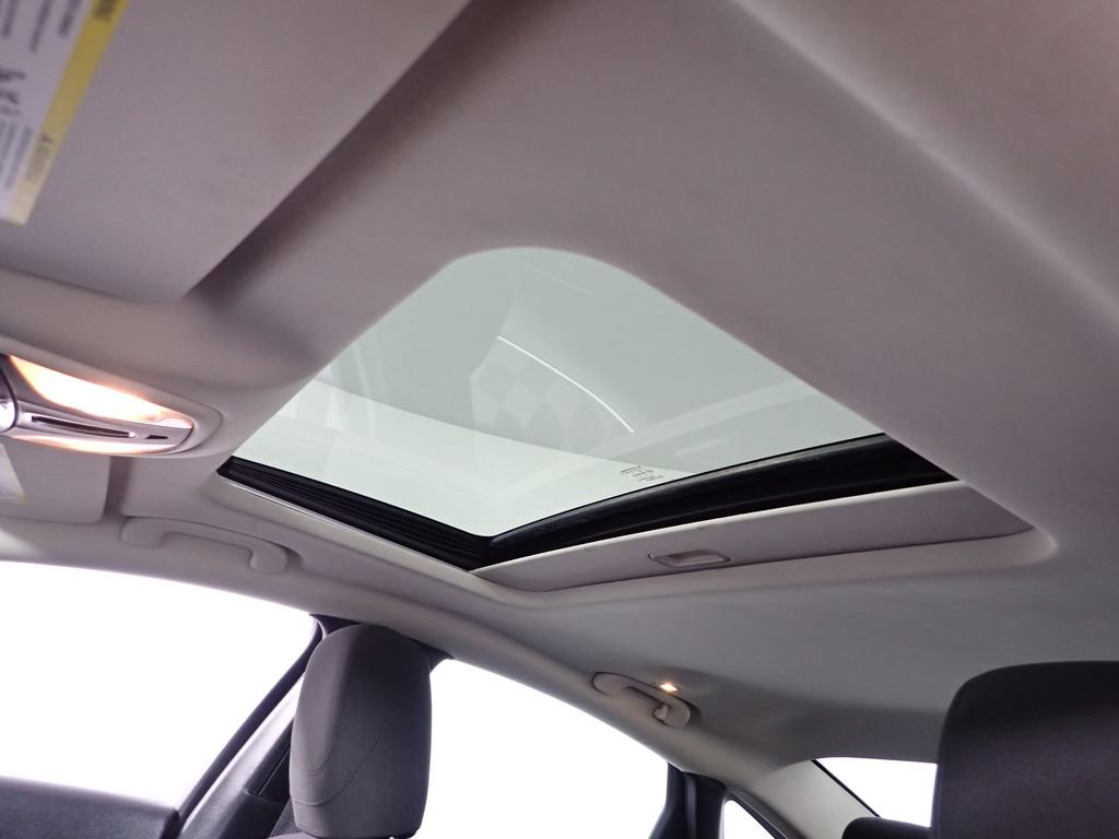 Used 2015 Chrysler 200 Limited w/ Convenience Group FWD image 26