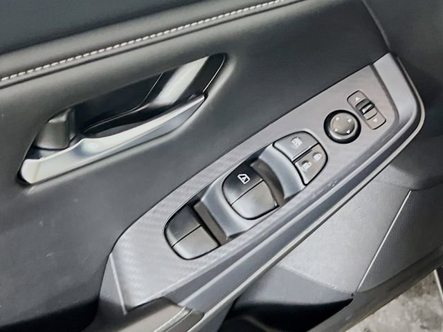 Used 2023 Nissan Sentra SV w/ All-Weather Package image 17