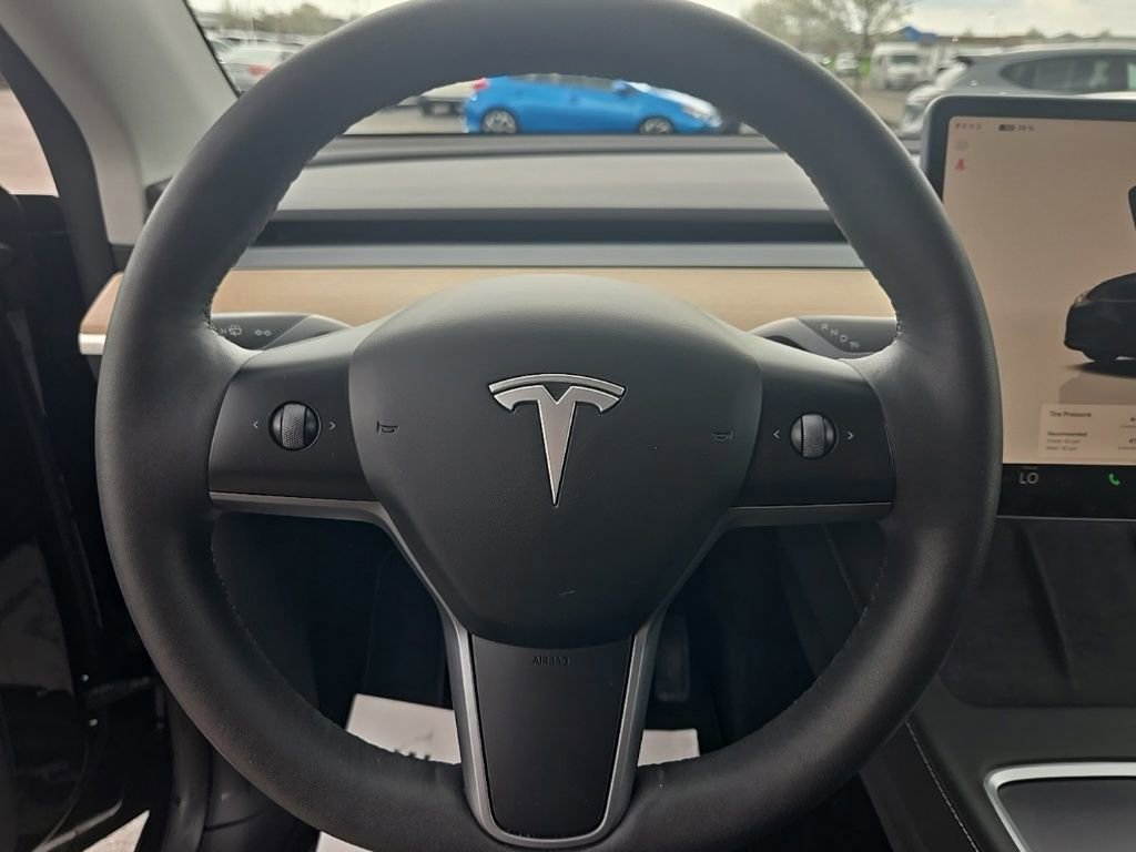 Used 2023 Tesla Model Y Long Range image 12
