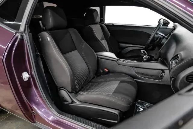 Used 2020 Dodge Challenger SXT image 40