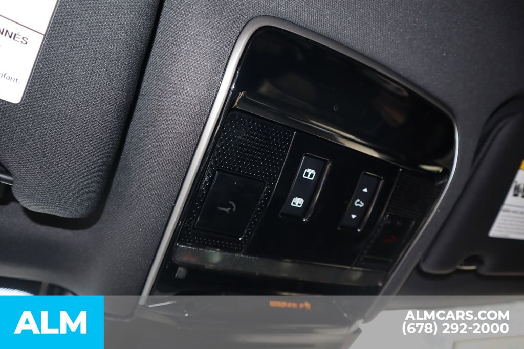 Used 2023 Land Rover Range Rover SE image 40